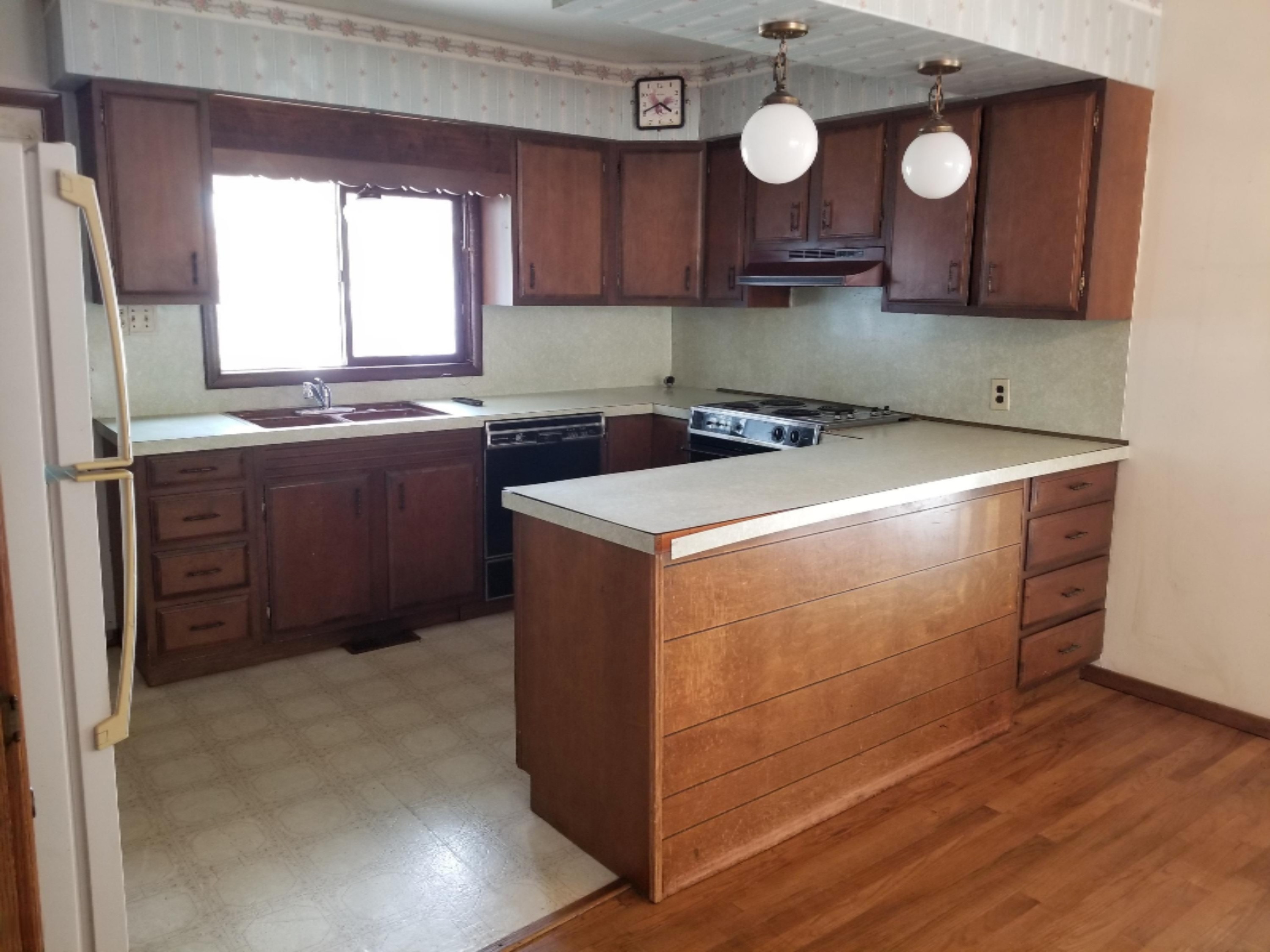 1688 Carr Road Muskegon, MI 49442 - Photo 11 of 20 20190406_154201