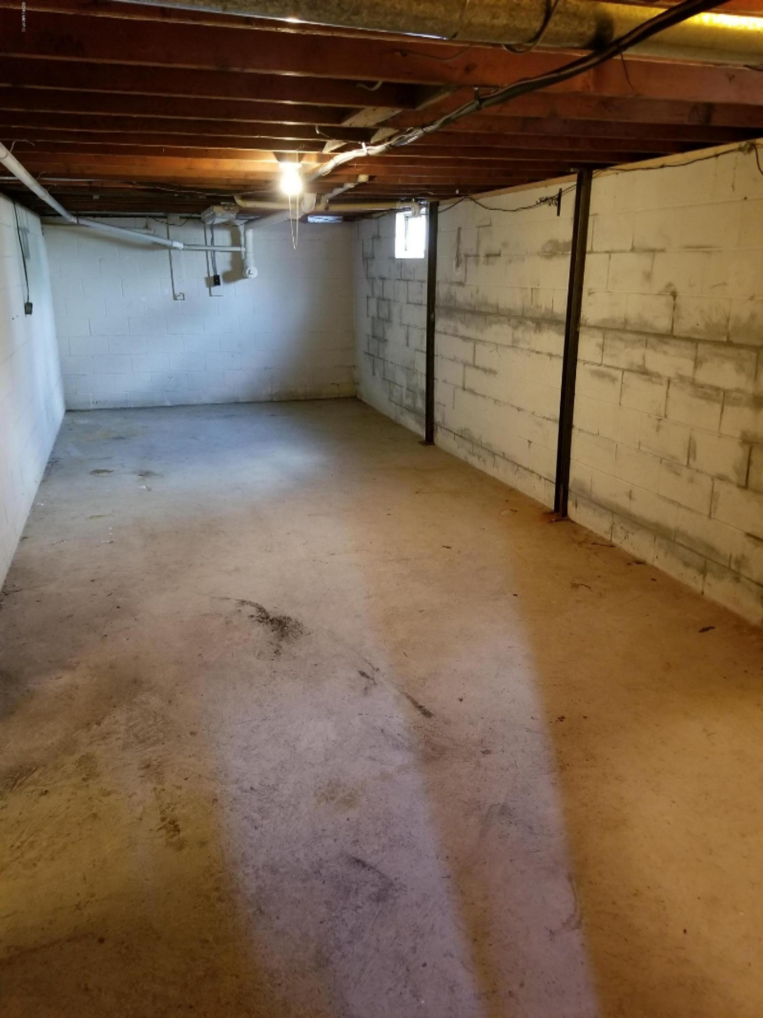1688 Carr Road Muskegon, MI 49442 - Photo 16 of 20 20190406_155046