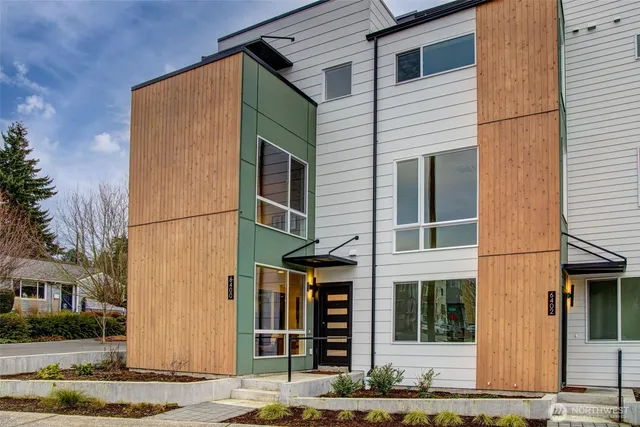 a view of a house with street
