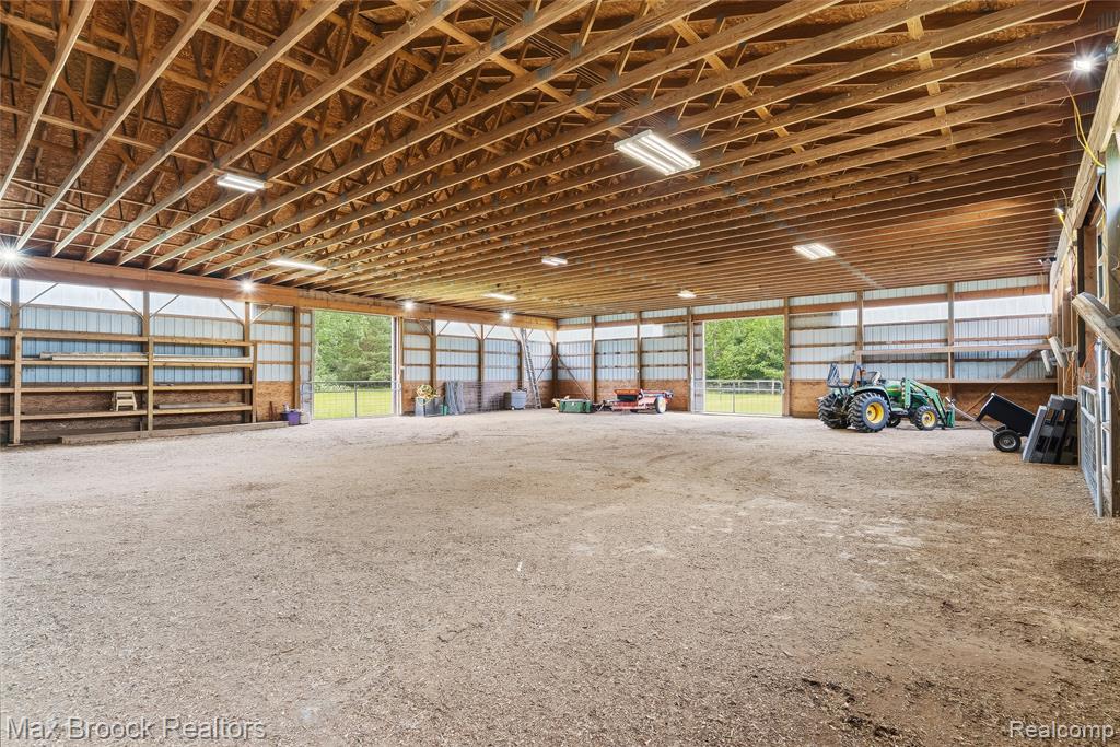 2566 North 5 Mile Road Midland, MI 48642 - Photo 56 of 60