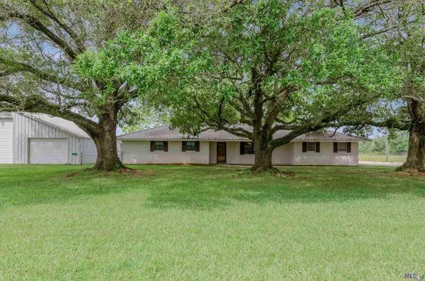 $345,000 | 16161 Blackwater Road, Zachary, LA 70791