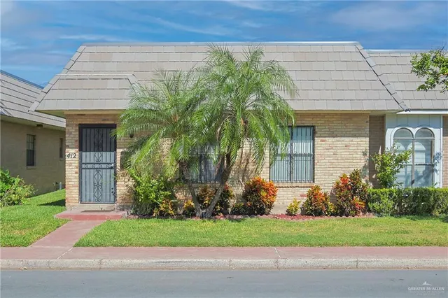 $2,000 | 412 Toronto Avenue, Unit 34, McAllen, TX 78503