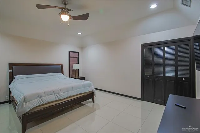 $2,000 | 412 Toronto Avenue, Unit 34, McAllen, TX 78503