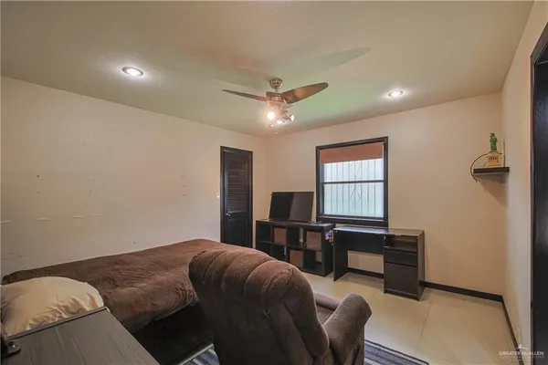 $2,000 | 412 Toronto Avenue, Unit 34, McAllen, TX 78503