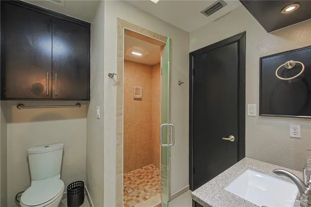 $2,000 | 412 Toronto Avenue, Unit 34, McAllen, TX 78503