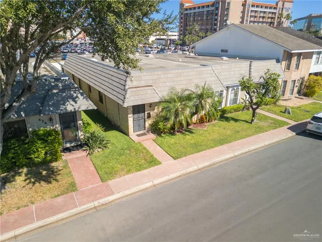 $2,000 | 412 Toronto Avenue, Unit 34, McAllen, TX 78503