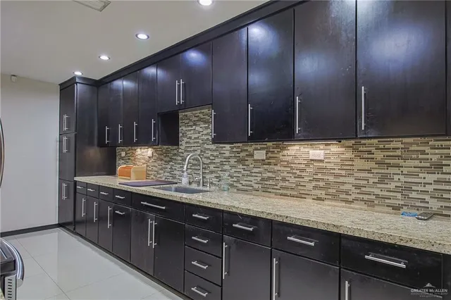 $2,000 | 412 Toronto Avenue, Unit 34, McAllen, TX 78503