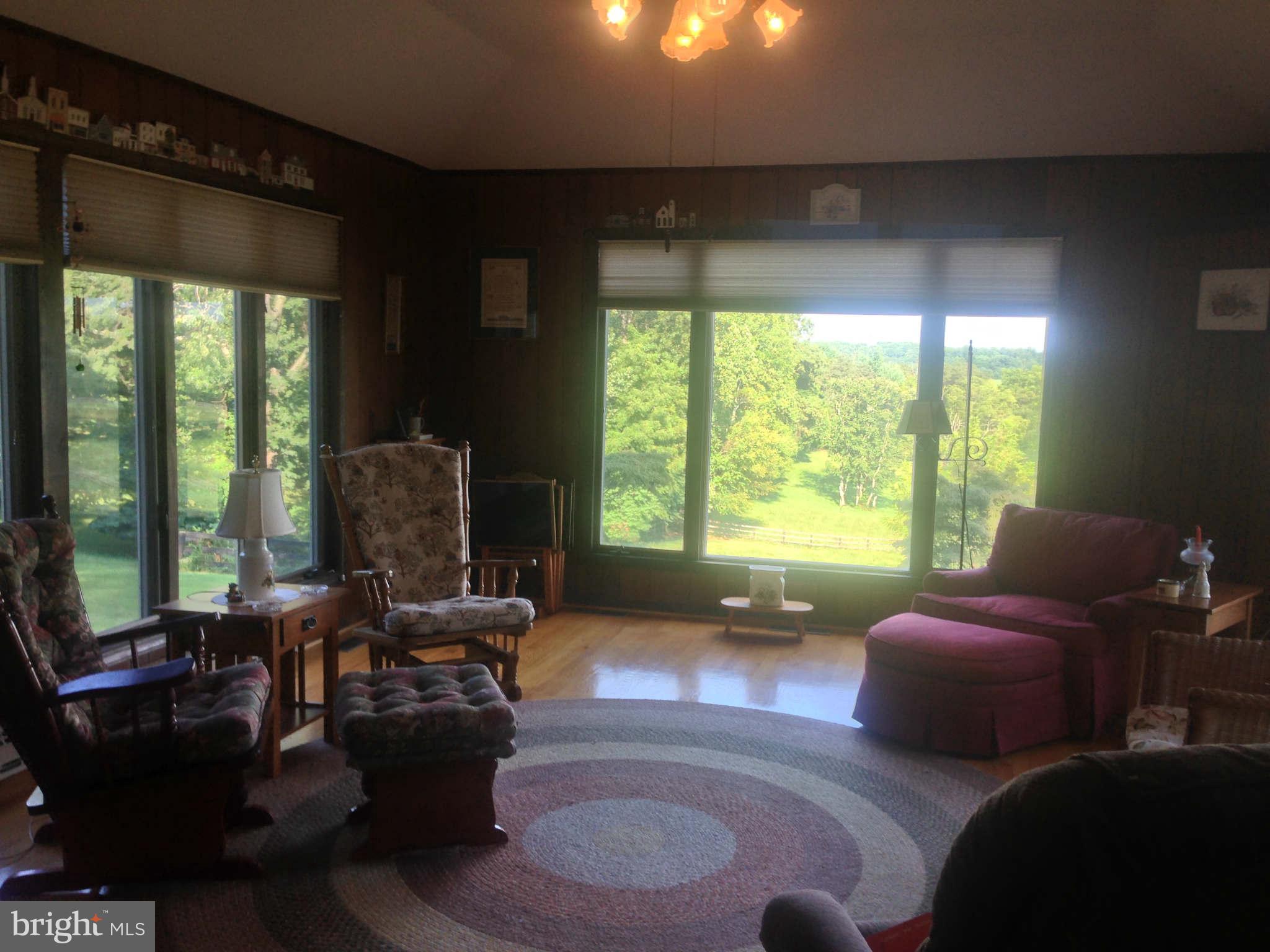 8425 Lees Ridge Road Warrenton, VA 20186 - Photo 13 of 24 Interior (General)