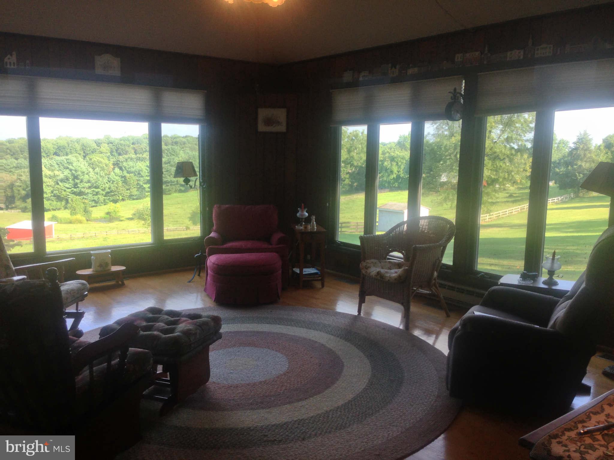 8425 Lees Ridge Road Warrenton, VA 20186 - Photo 14 of 24 Interior (General)