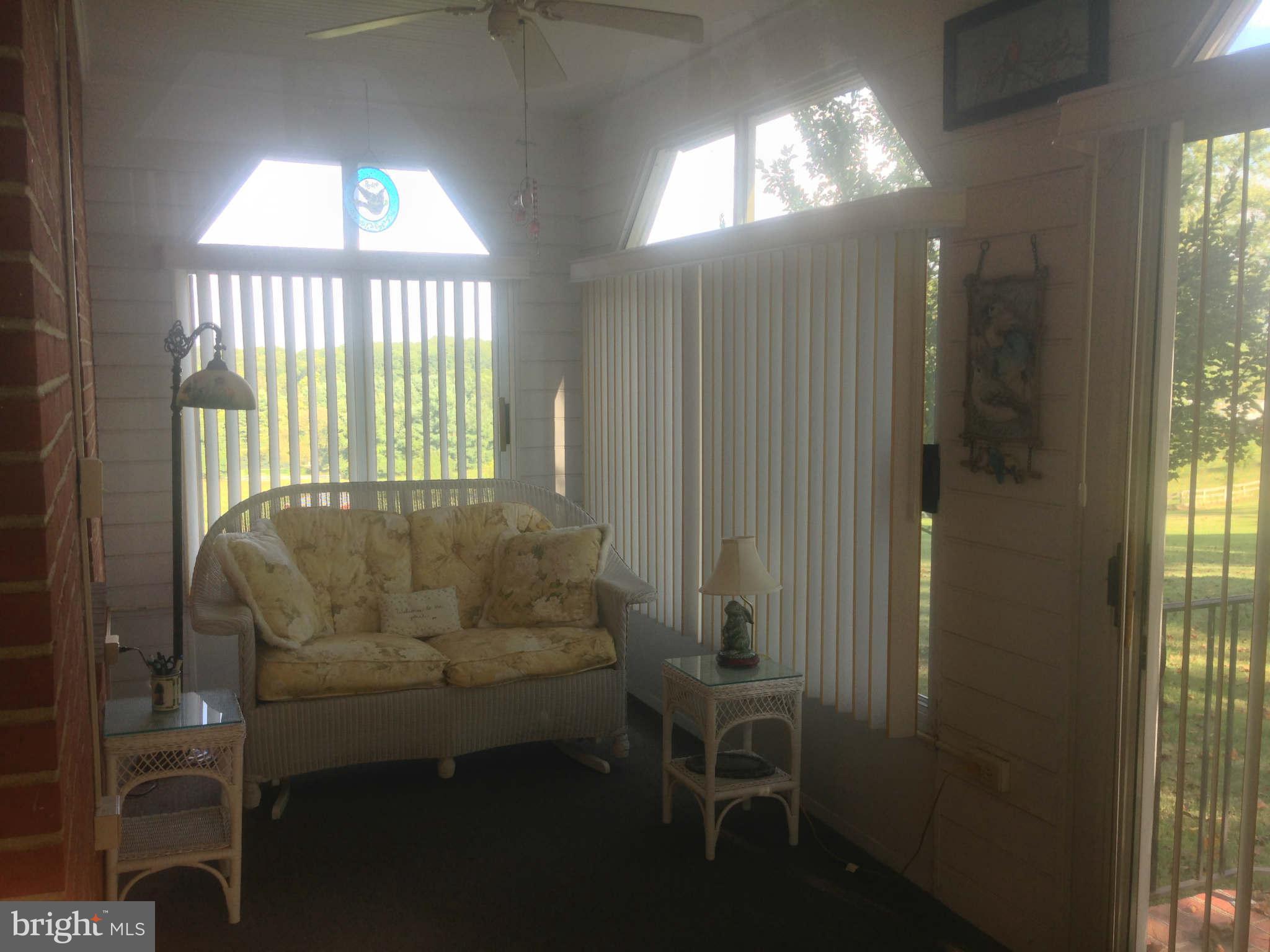 8425 Lees Ridge Road Warrenton, VA 20186 - Photo 15 of 24 Interior (General)