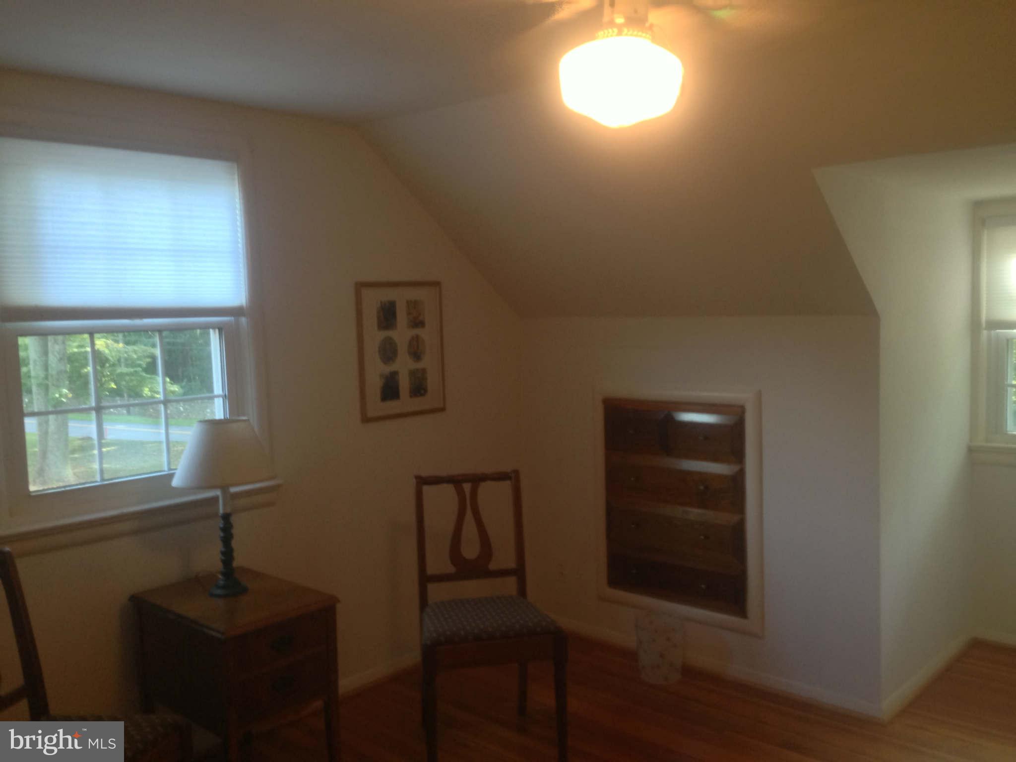 8425 Lees Ridge Road Warrenton, VA 20186 - Photo 21 of 24 Interior (General)