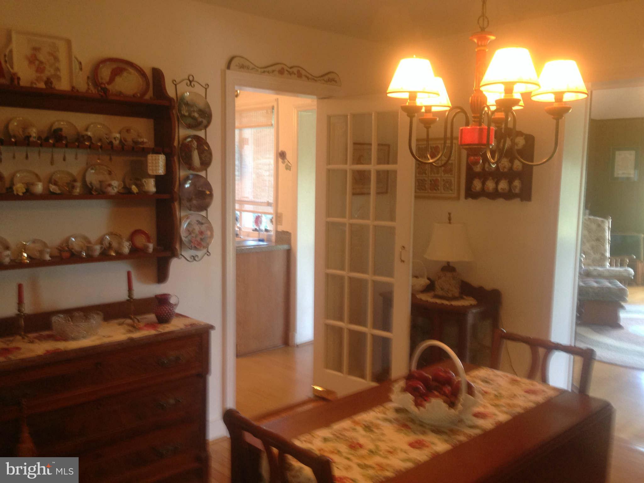 8425 Lees Ridge Road Warrenton, VA 20186 - Photo 9 of 24 Dining Room