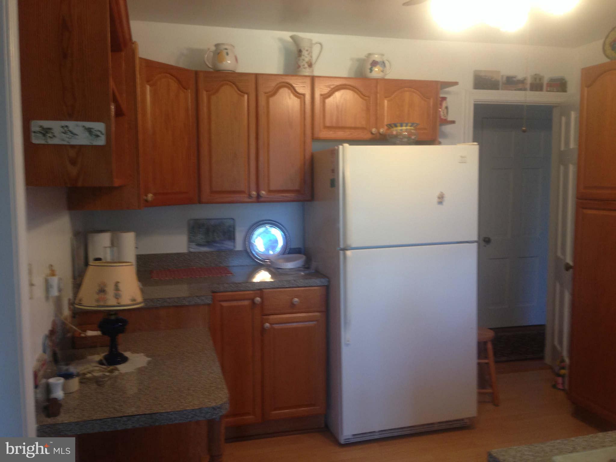 8425 Lees Ridge Road Warrenton, VA 20186 - Photo 10 of 24 Kitchen
