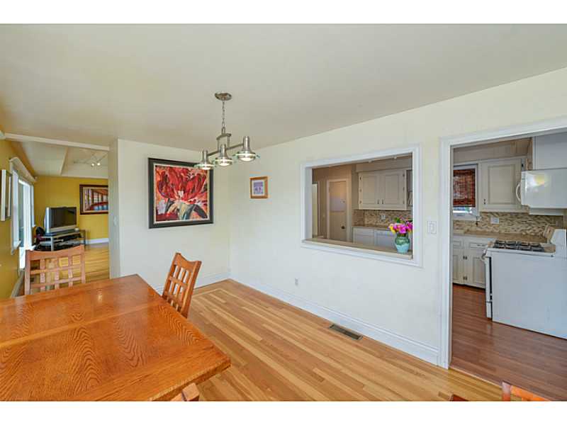 28 Sand Pond Road Warwick, RI 02888 - Photo 16 of 25 Dining Room.