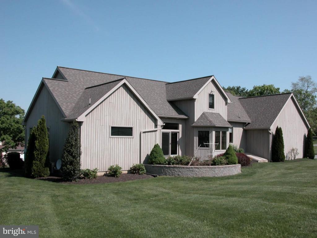 67 Sego Sago Road, Unit 1 Manheim, PA 17545 - Photo 3 of 37