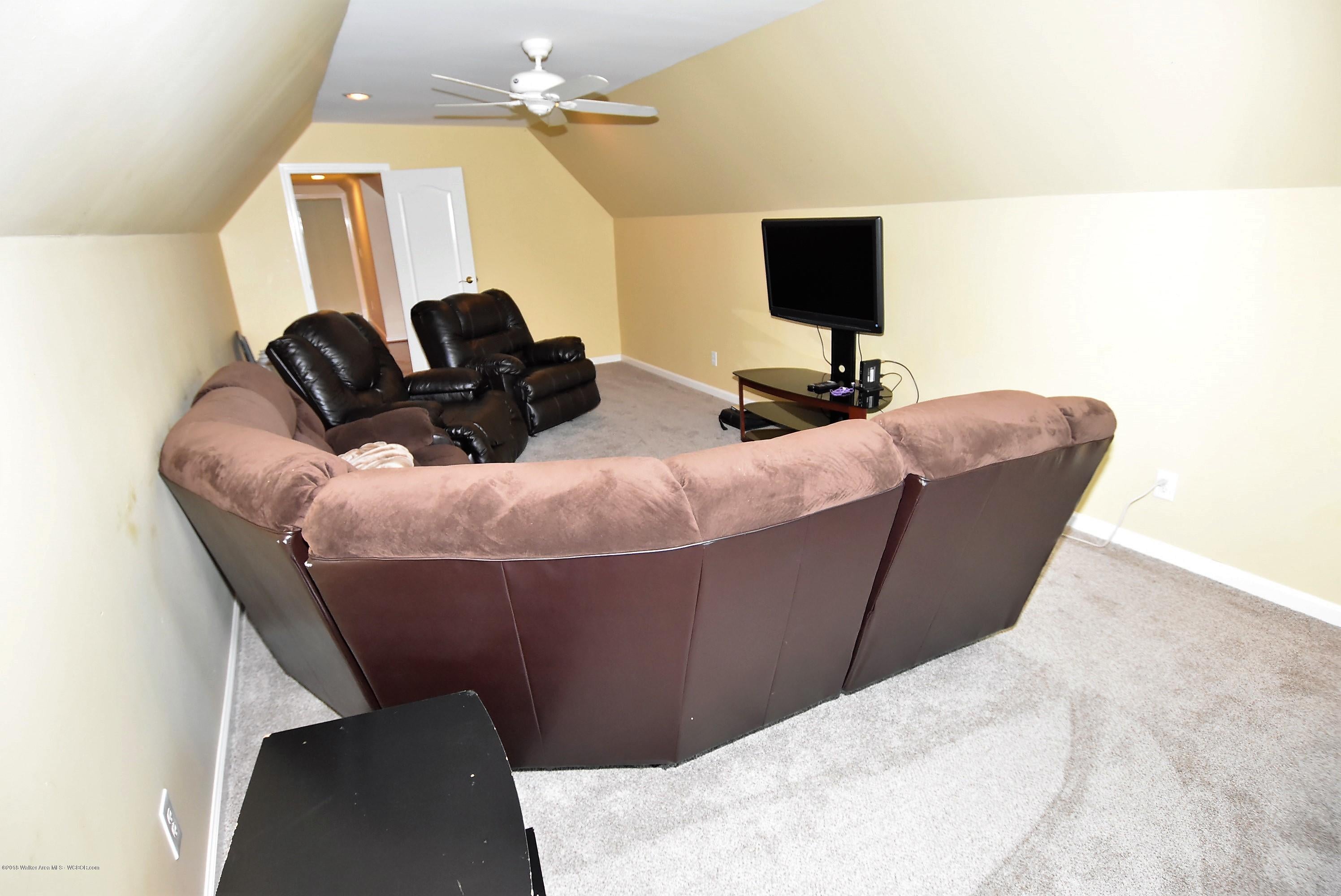 349 Robinson Loop Jasper, AL 35504 - Photo 12 of 36 Gallery Image 12