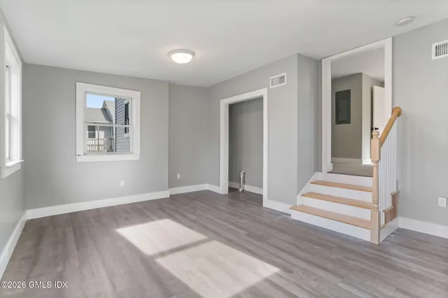 $2,900 | 35 Euclid Avenue, Unit B, Stamford, CT 06902