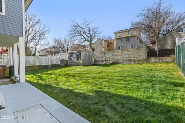 $2,900 | 35 Euclid Avenue, Unit B, Stamford, CT 06902