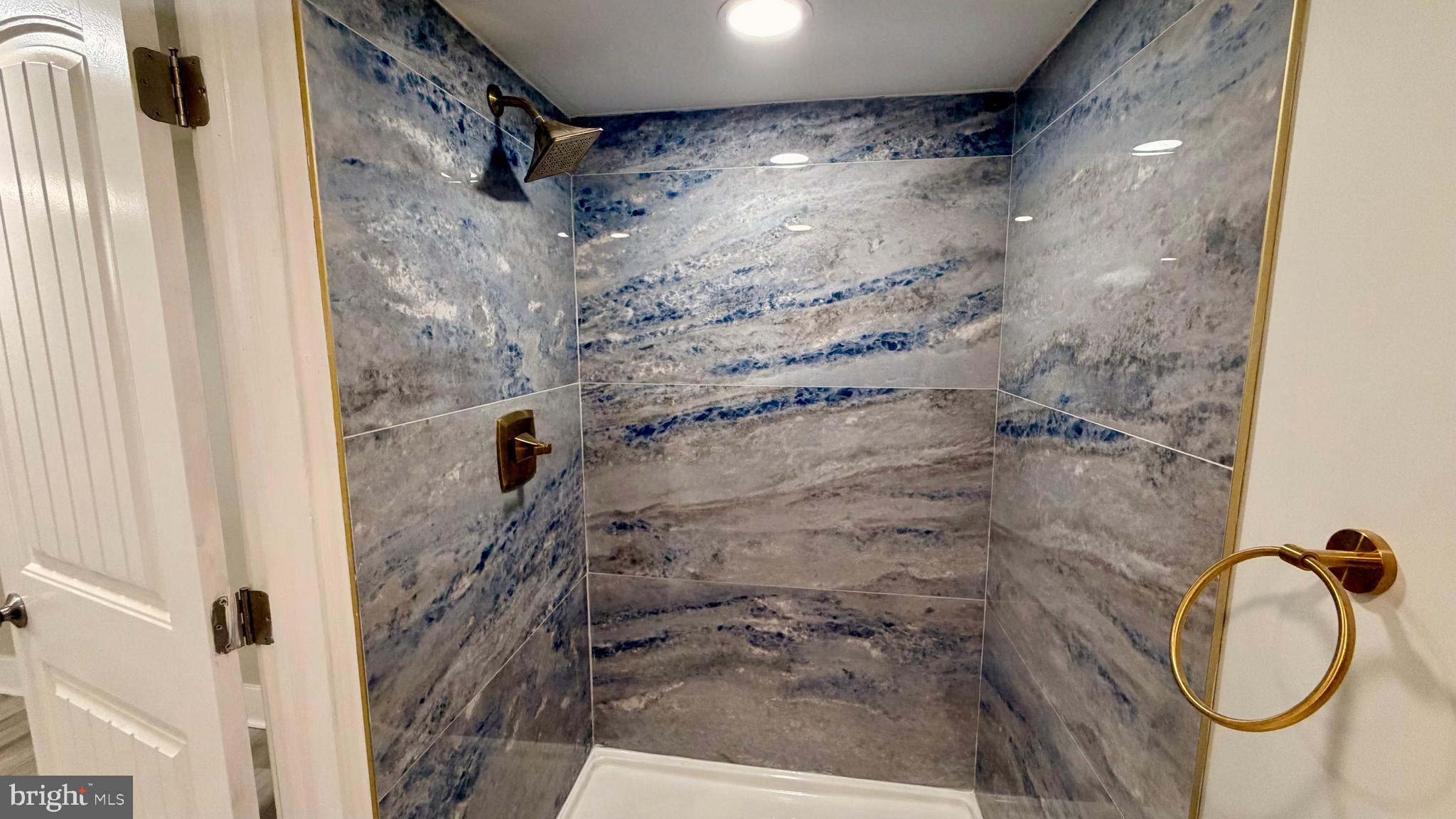 7219 Saul Street Philadelphia, PA 19149 - Photo 22 of 24 a bathroom with a shower