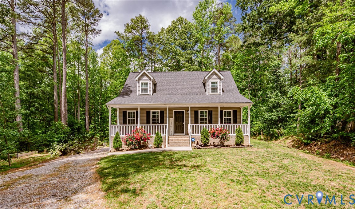 3240 Fielding Road Chester, VA 23831 - Photo 3 of 34 Gallery Image 3
