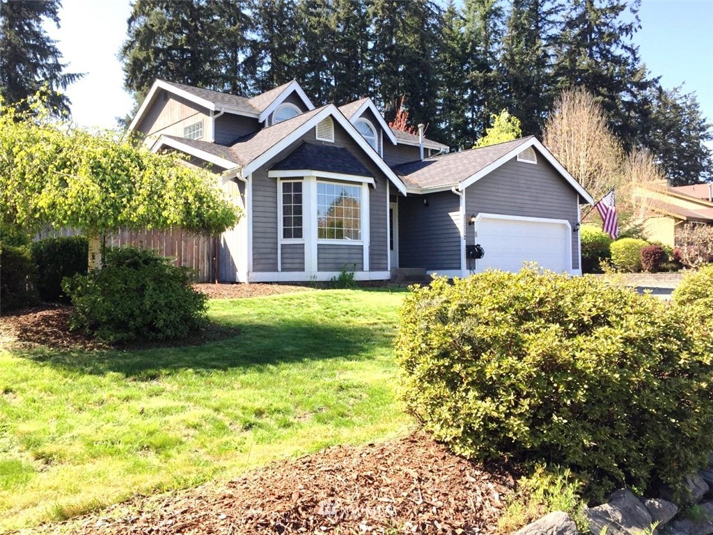 11112 222nd Ave Court East Buckley, WA 98321 - Photo 2 of 16