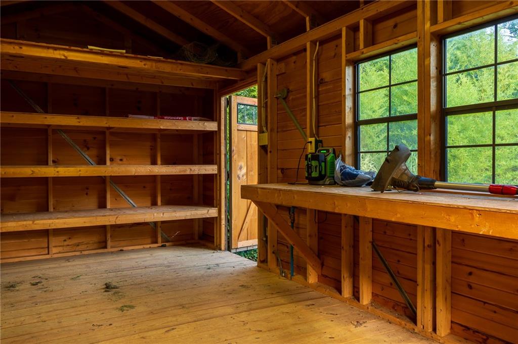 2450 Lytle Road Bethel Park, PA 15102 - Photo 29 of 50 Work bench
