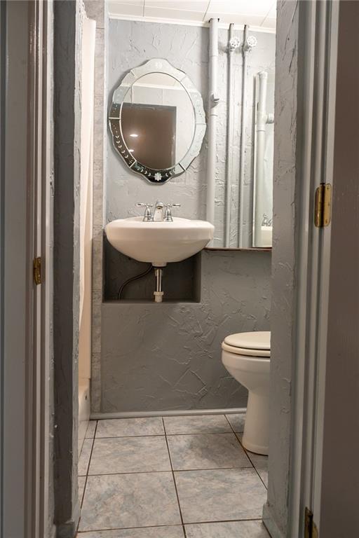 2450 Lytle Road Bethel Park, PA 15102 - Photo 45 of 50 3rd full bath