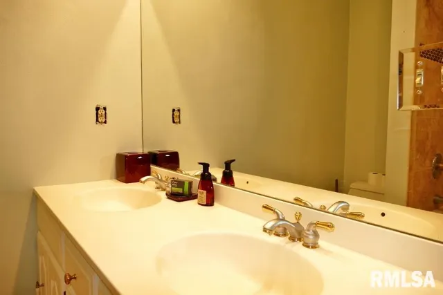 $167,900 | 3821 North Kathy Lane, Peoria, IL 61615