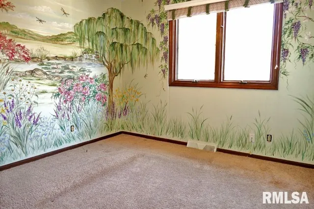 $167,900 | 3821 North Kathy Lane, Peoria, IL 61615