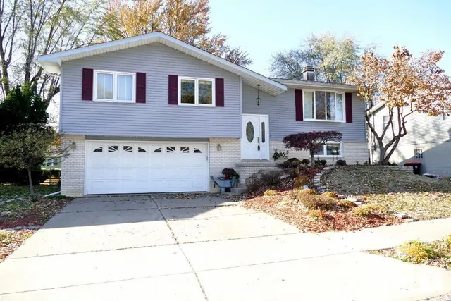 $167,900 | 3821 North Kathy Lane, Peoria, IL 61615