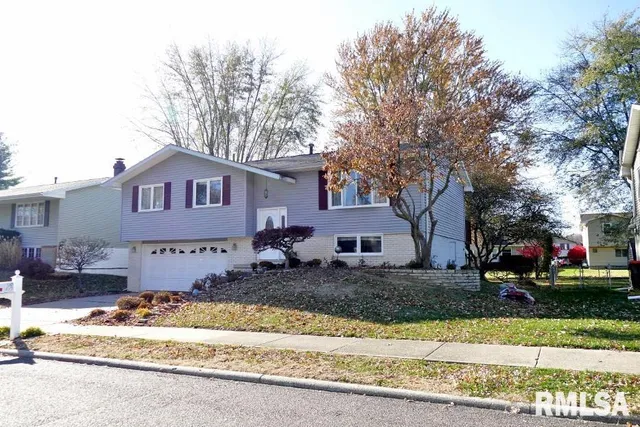 $167,900 | 3821 North Kathy Lane, Peoria, IL 61615