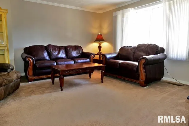 $167,900 | 3821 North Kathy Lane, Peoria, IL 61615