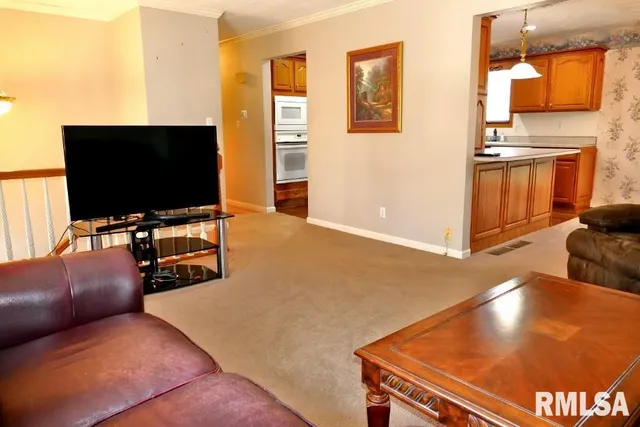 $167,900 | 3821 North Kathy Lane, Peoria, IL 61615