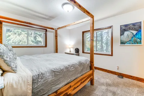 $875,000 | 11495 St Bernard Drive, Truckee, CA 96161