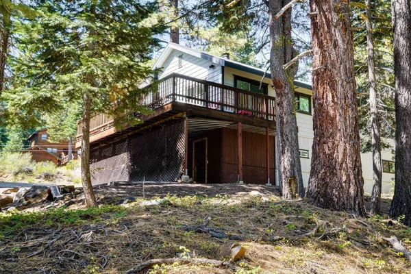 $949,900 | 11495 St Bernard Drive, Truckee, CA 96161