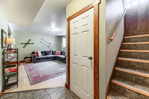 $875,000 | 11495 St Bernard Drive, Truckee, CA 96161