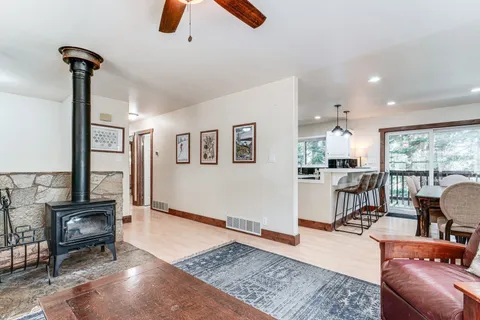 $875,000 | 11495 St Bernard Drive, Truckee, CA 96161