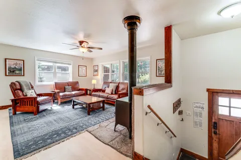 $875,000 | 11495 St Bernard Drive, Truckee, CA 96161