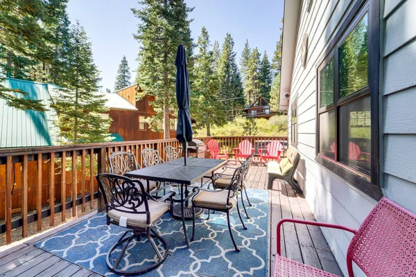 $949,900 | 11495 St Bernard Drive, Truckee, CA 96161