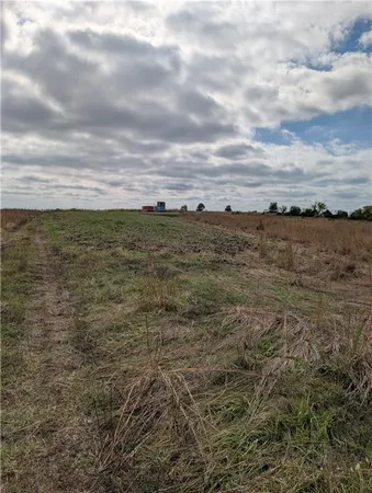 $440,000 | East 280th Street, Ridgeway, MO 64481