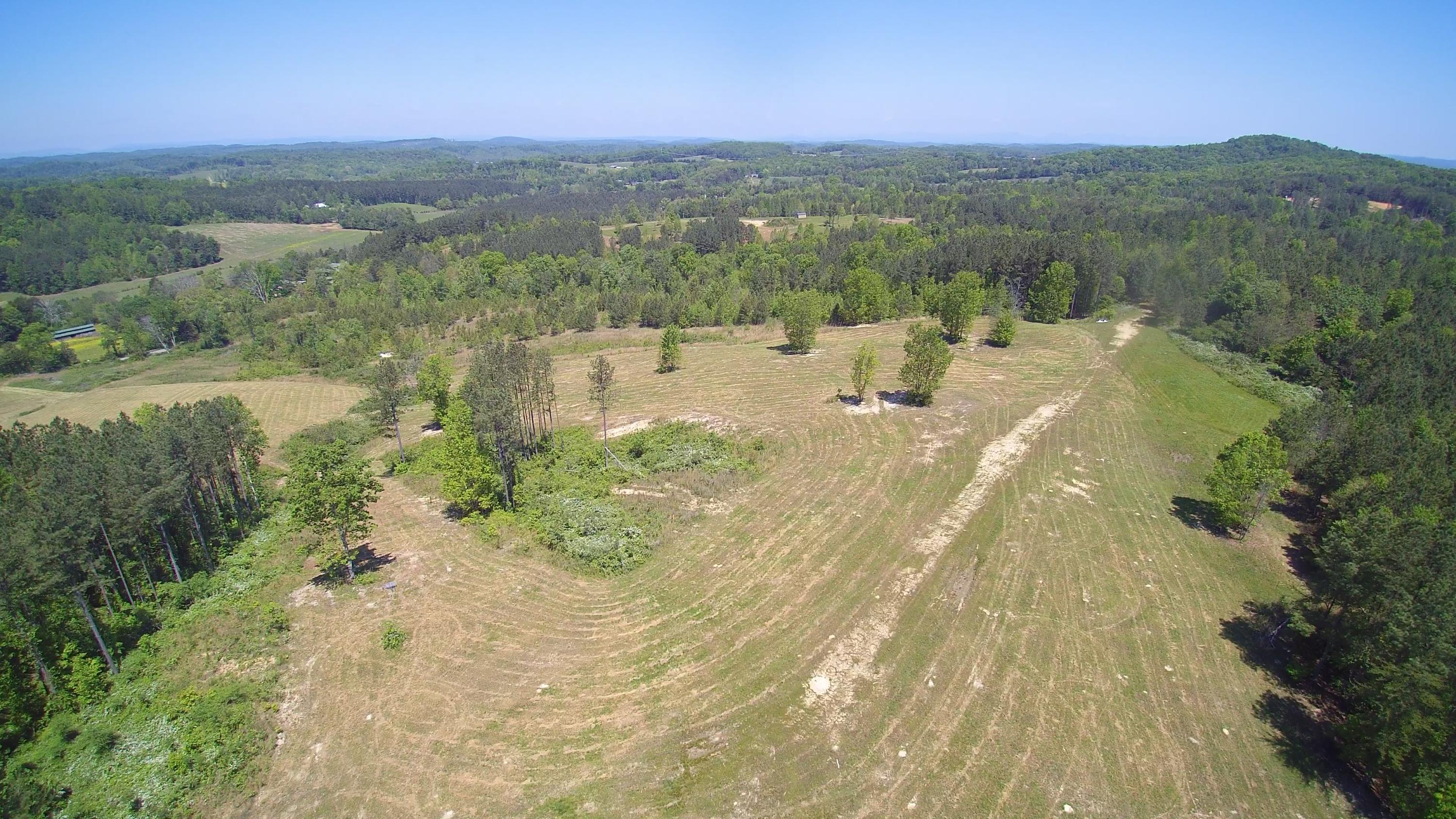 4470 Lynn Road Philadelphia, TN 37846 - Photo 31 of 39 bact to front
