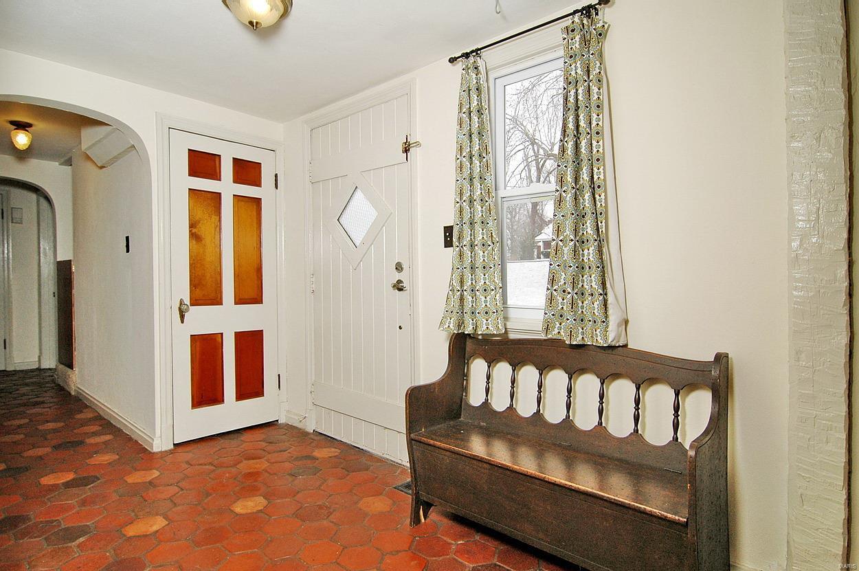 3 Green Acres Road St. Louis, MO 63137 - Photo 2 of 24