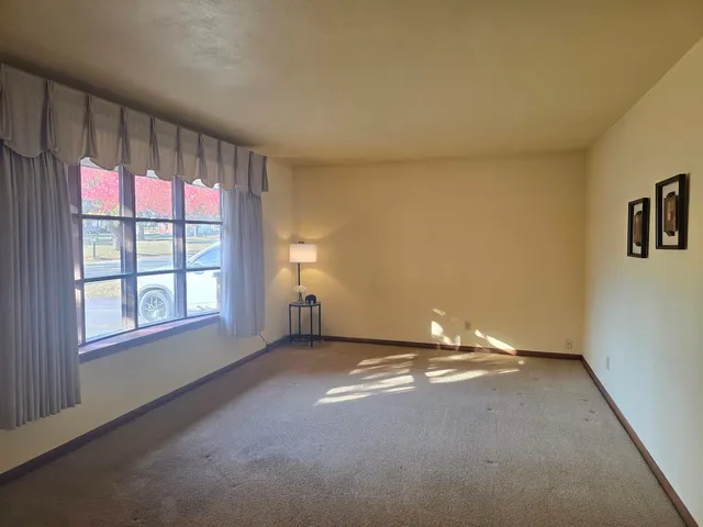 $209,900 | 3215 Pecan Street, Rockford, IL 61114