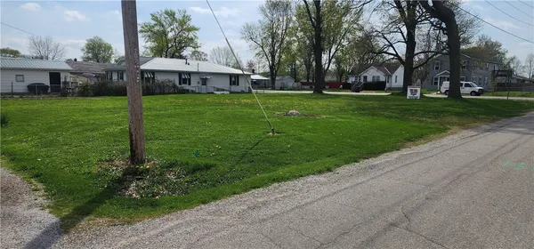 $40,000 | 710 West Richland Avenue, Effingham, IL 62401