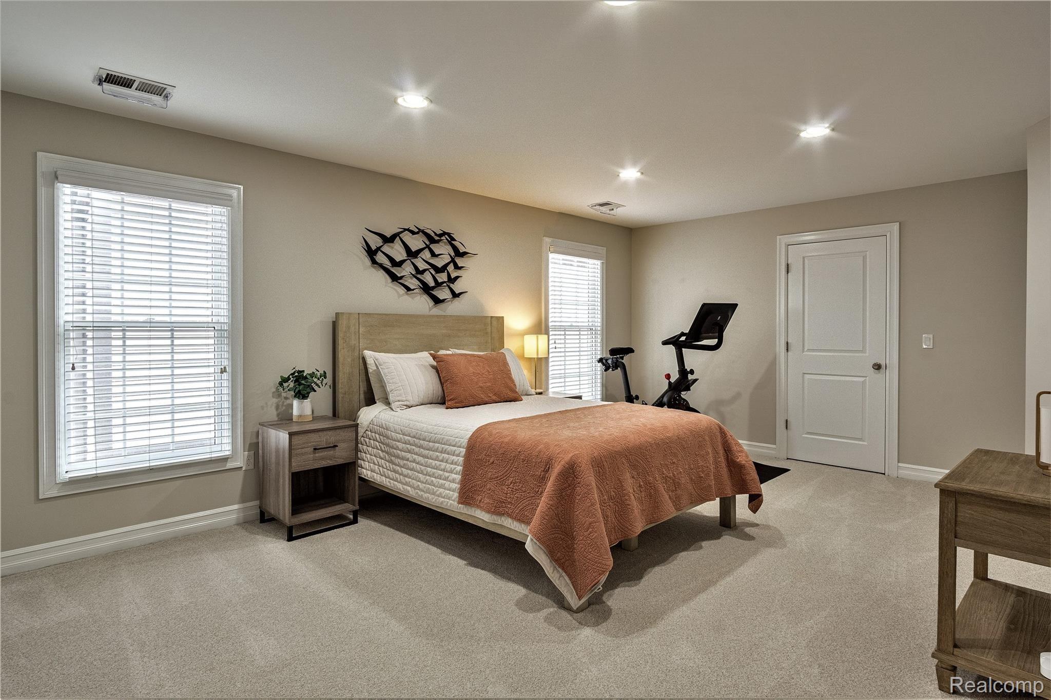 932 Roselawn Drive Rochester, MI 48307 - Photo 32 of 60 Inetrior #31.jpg