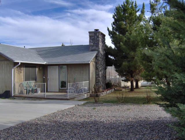 18525 Jerry Holbrook Road Peeples Valley, AZ 86332 - Photo 1 of 4 Primary Photo