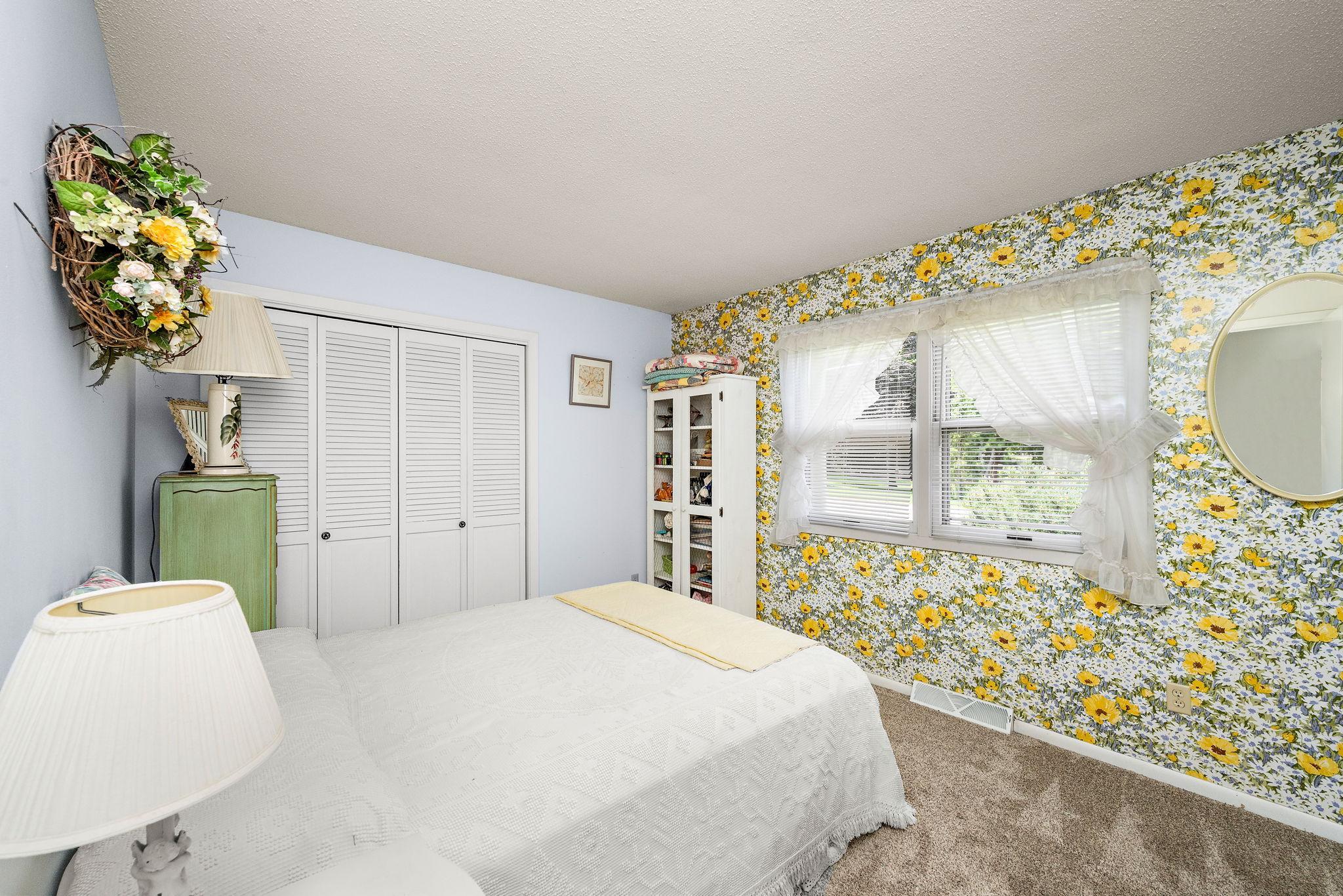 5565 Howards Point Road Shorewood, MN 55331 - Photo 17 of 35 Gallery Image 17