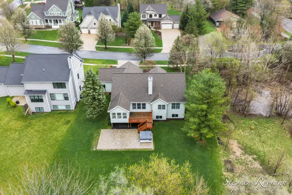 $729,900 | 707 Village Springs Drive Southeast, Ada, MI 49301