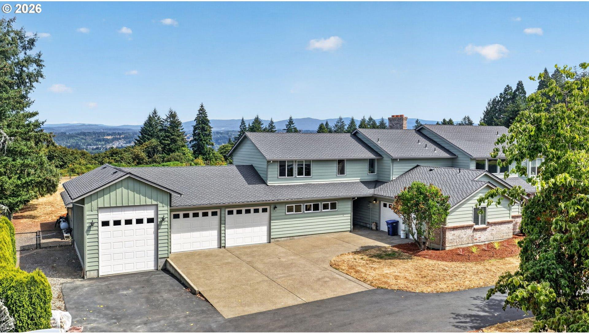 20860 South Springwater Road Estacada, OR 97023 - Photo 2 of 43 Gallery Image 2