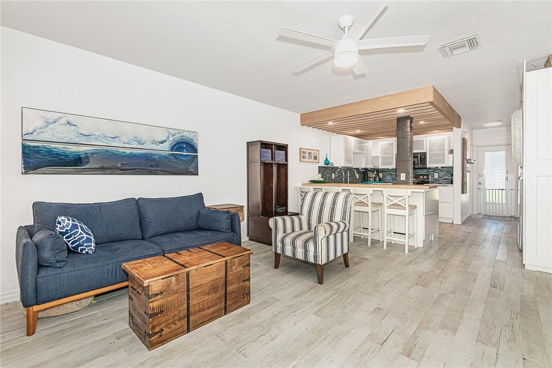 2500 Northeast 36th Street, Unit 10 Lighthouse Point, FL 33064 - Photo 11 of 33 Photo 11